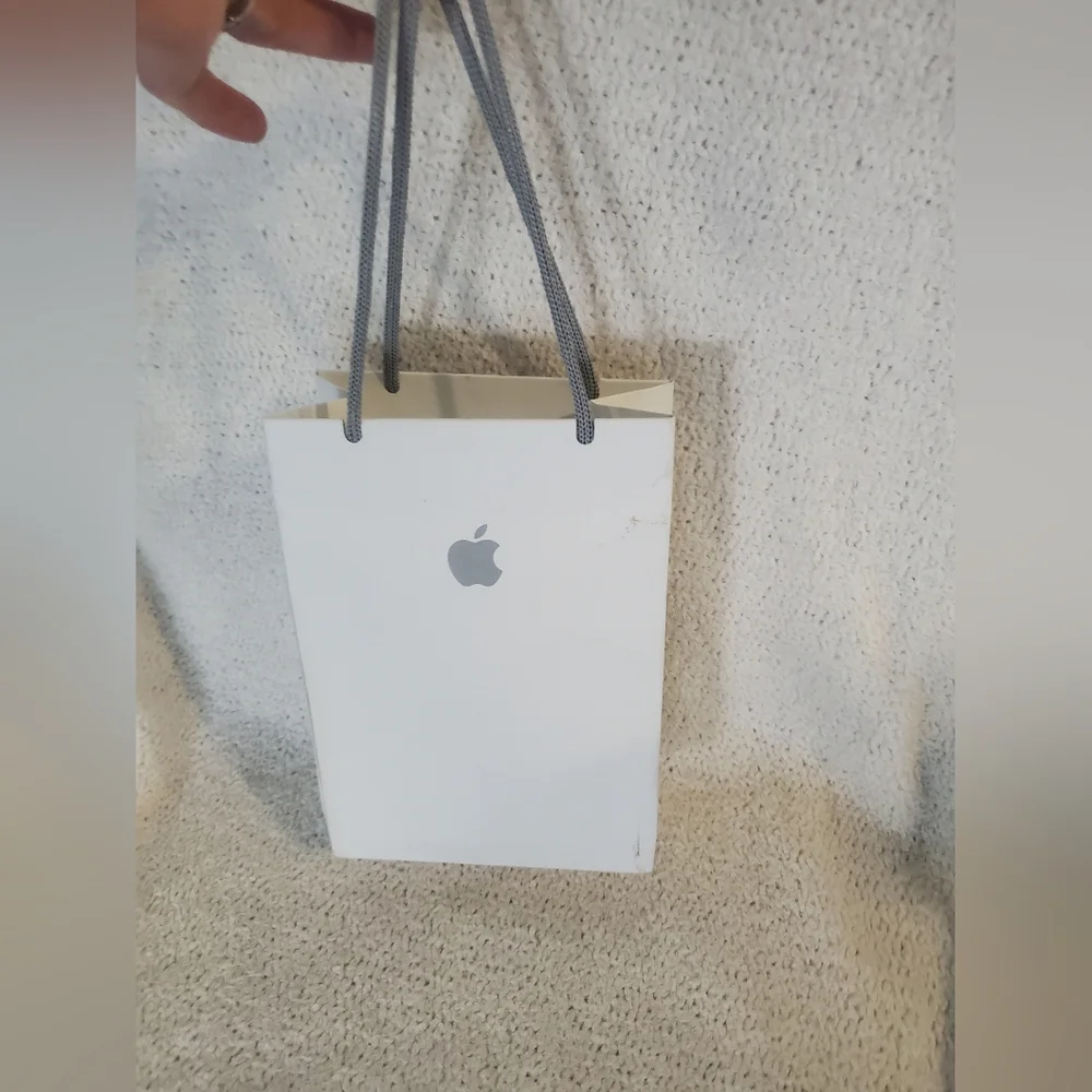 Apple iPhone 16 Box and Bag
